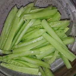 油皮可以吃瓜吗,油皮可以吃瓜吗？夏日饮食攻略揭秘