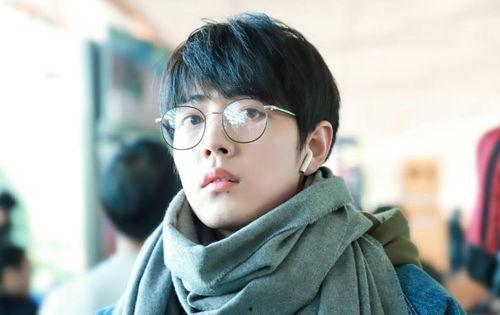 bili肖战吃瓜,揭秘背后真相与网友热议