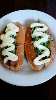 吃瓜的热狗,吃瓜热狗，畅享清凉一夏