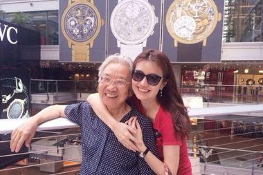 娱乐吃瓜老奶奶视频