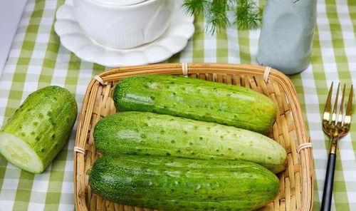 九线吃瓜,揭秘娱乐圈的瓜田秘闻