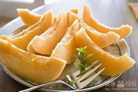 吃哈密瓜干咳